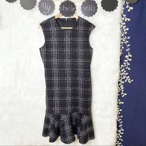 T TAHARI‎ Windowpane Textured Flounce Hem Sheath